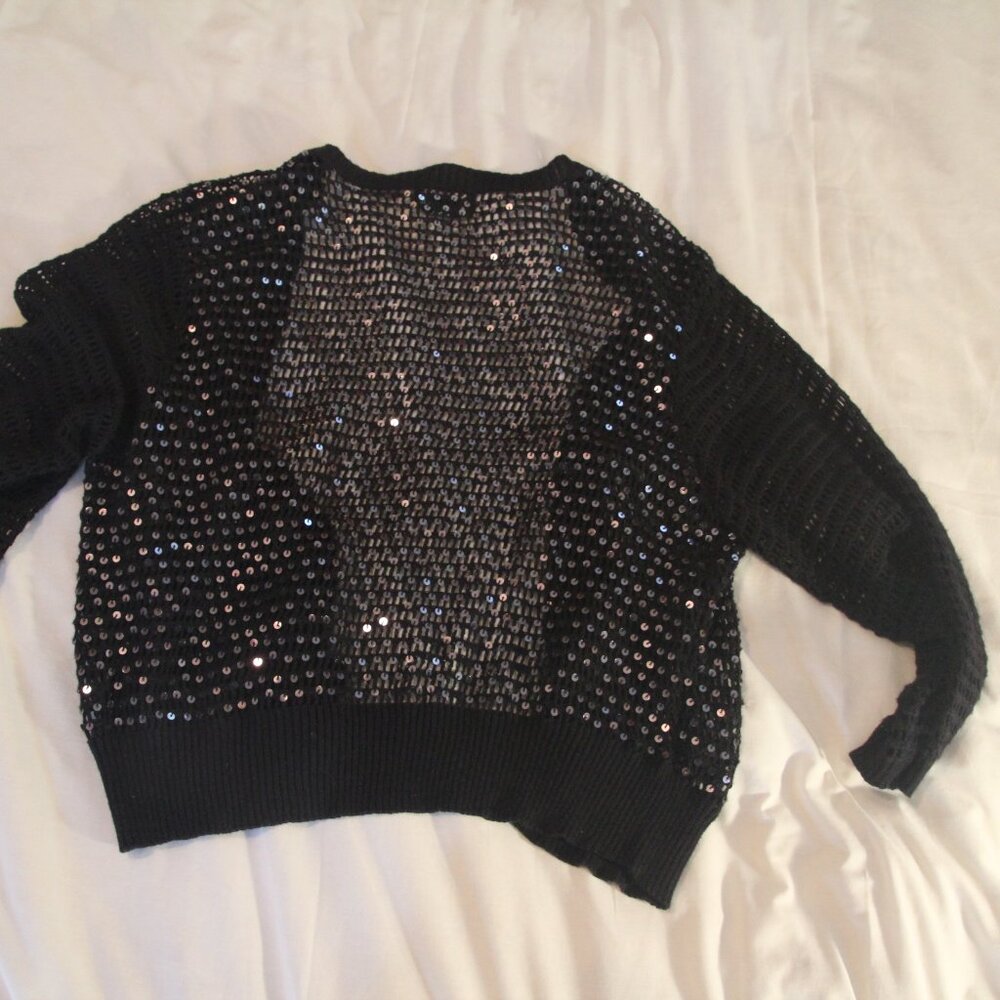 Shrug, long sleeved, black knit with sequins. Sz 1X. Style & Co. Good condition. - Picture 4 of 6
